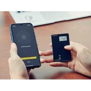 CoolWallet S: Secure Your Crypto with This Slim, Bluetooth Hardware Wallet