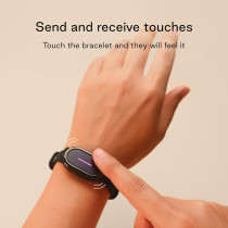 Stay Connected: BOND TOUCH 4 Smart Bracelet for Long-Distance Couples