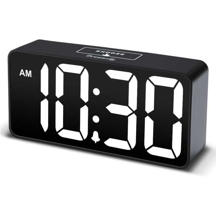DreamSky: Réveil Numérique Compact avec Gros Chiffres LED & Port USB DreamSky: Réveil Numérique Compact avec Gros Chiffres LED & Port USB