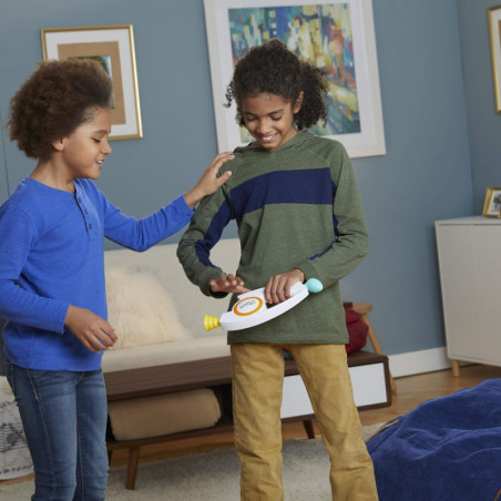 Bop It! Jeu électronique Hasbro : Défis et rires garantis pour toute la famille (8 ans et +)