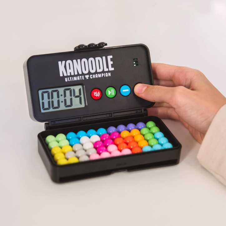 Kanoodle Ultimate: 500 Brain-Boosting Puzzles for Hours of Family Fun!